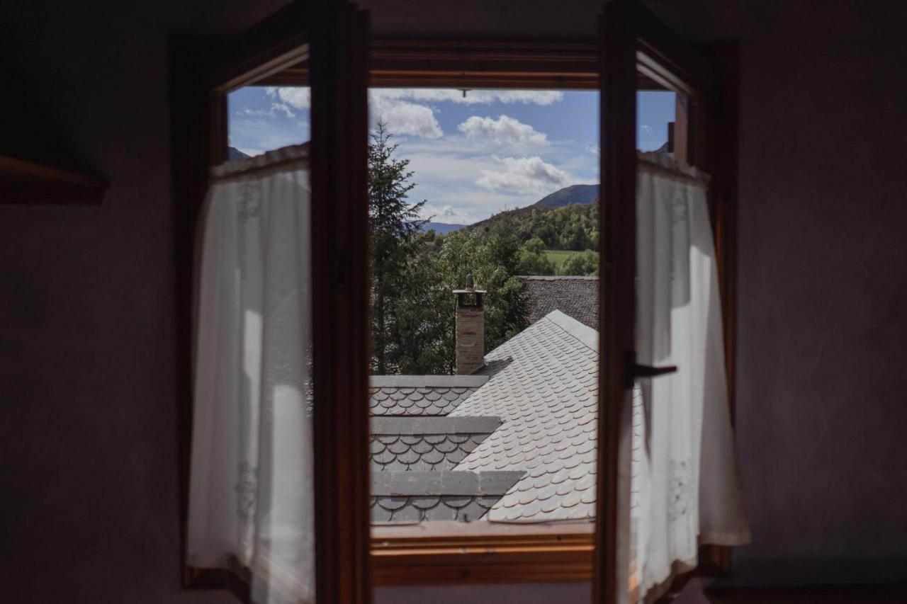 El Xalet De La Vall De Cardos Lladros Buitenkant foto