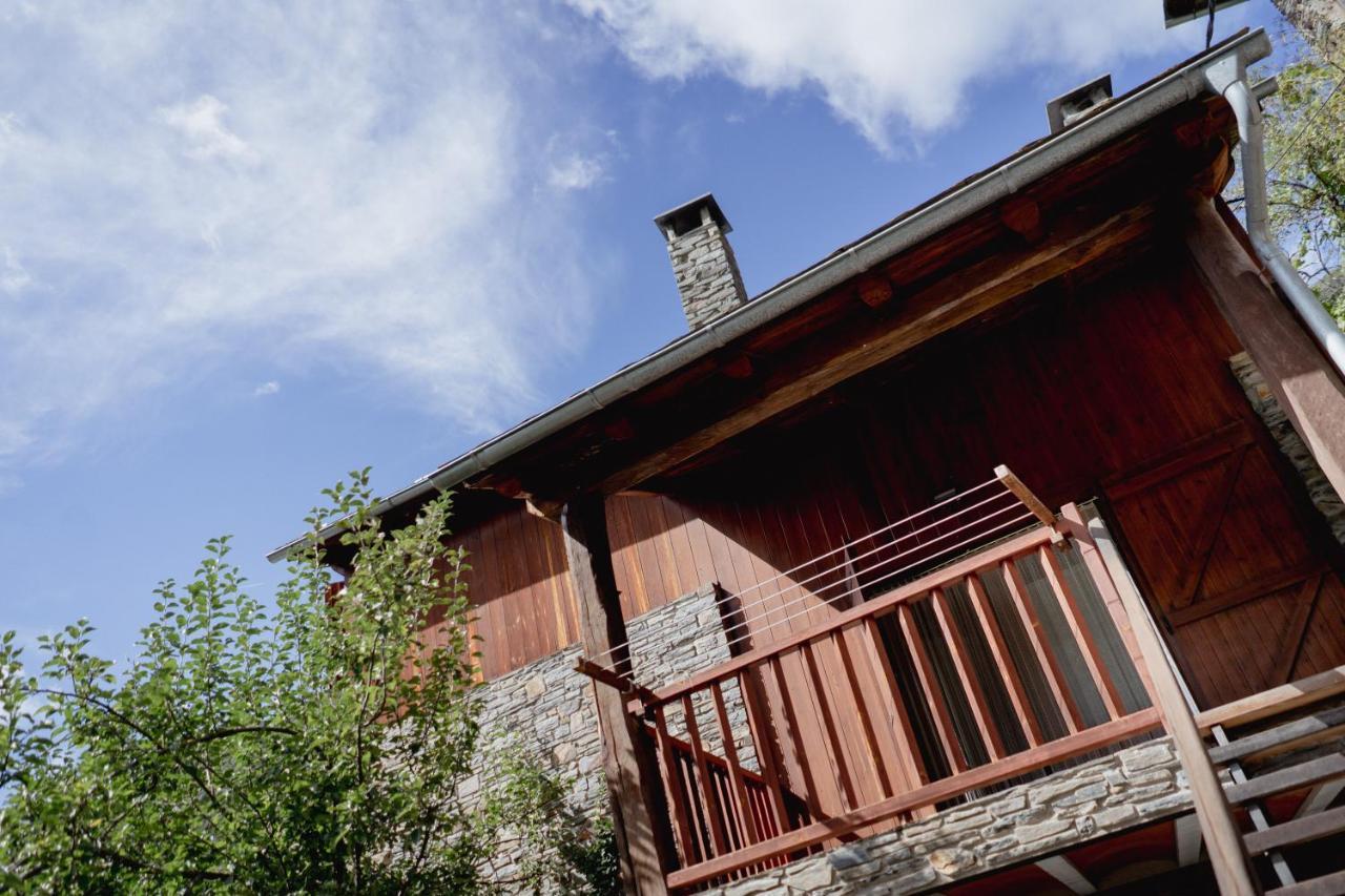 El Xalet De La Vall De Cardos Lladros Buitenkant foto