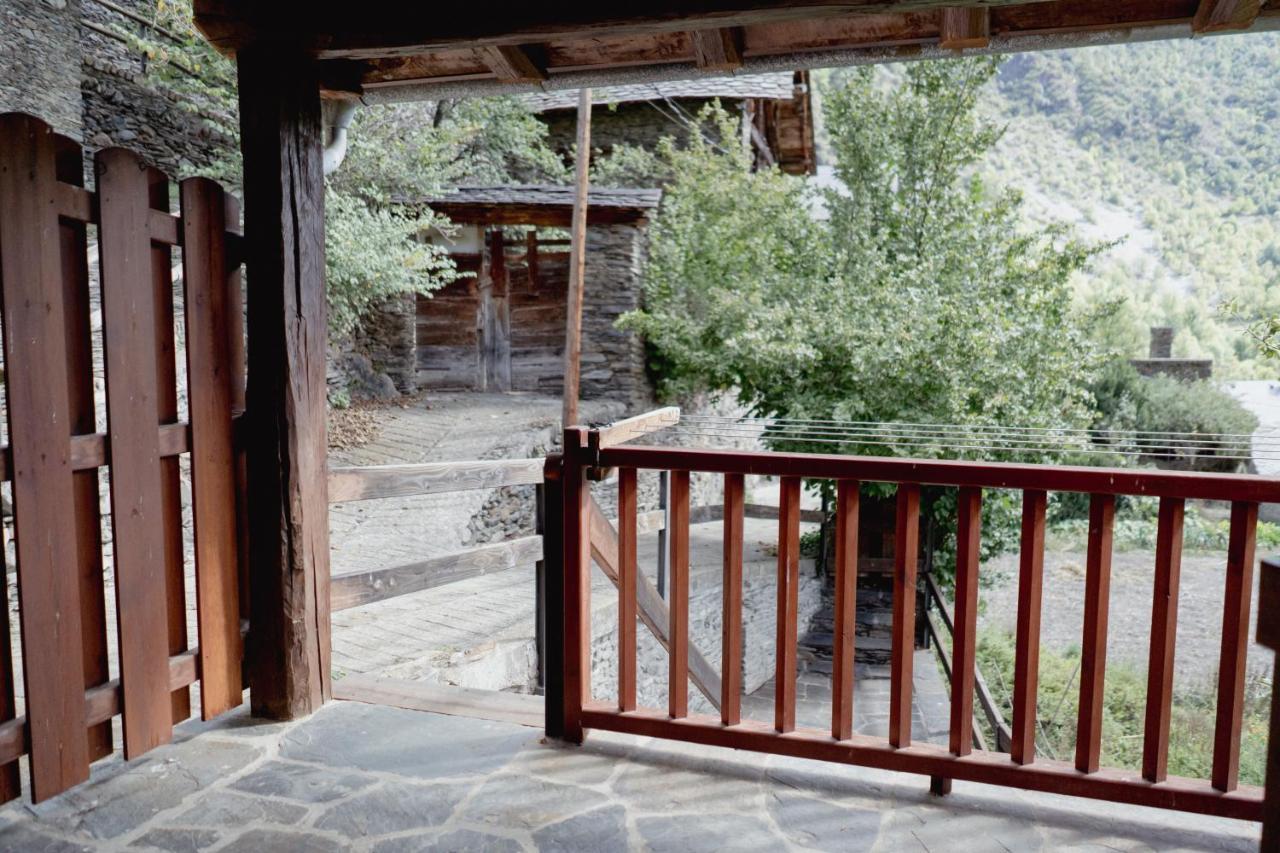 El Xalet De La Vall De Cardos Lladros Buitenkant foto